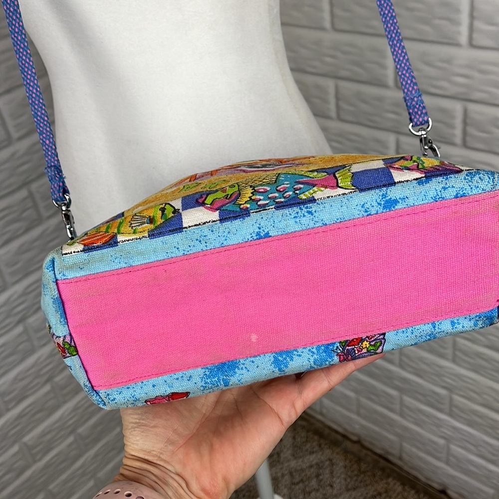 Colorful Beach Scene Handbag with Wooden Ring Handles - Multicolor - Picture 6 of 16